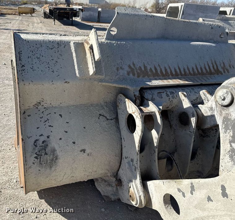 image for item DO7665 1998 Volvo L90C wheel loader