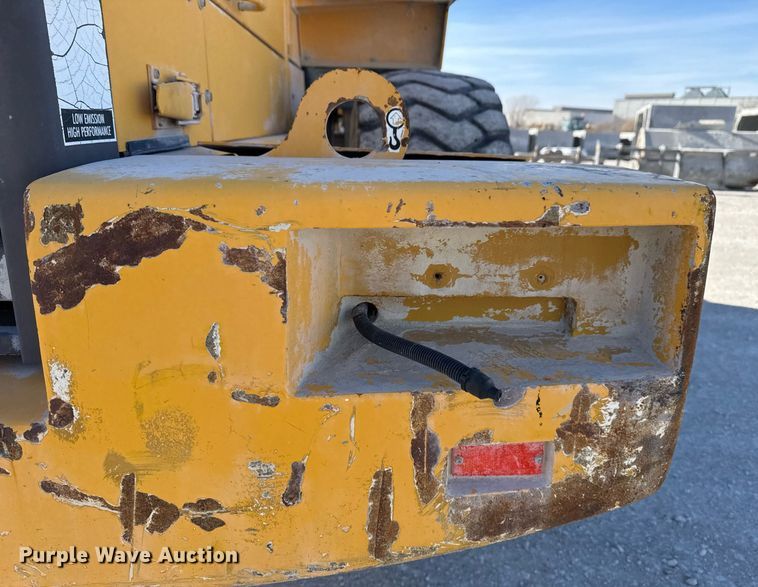 image for item DO7665 1998 Volvo L90C wheel loader