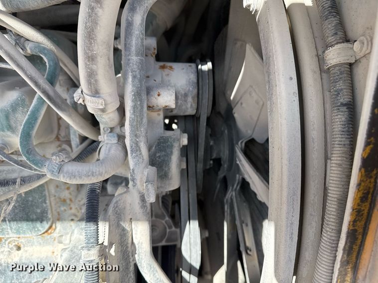 image for item DO7665 1998 Volvo L90C wheel loader