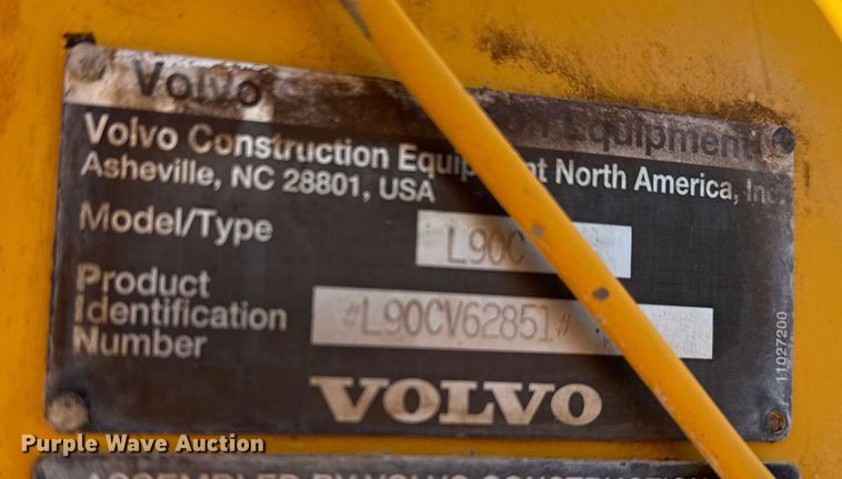 image for item DO7665 1998 Volvo L90C wheel loader