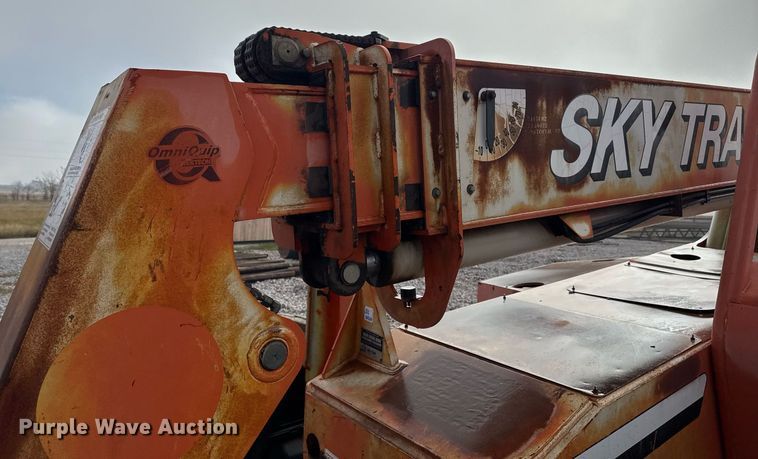 image for item DO7670 2002 Skytrak 8042 telehandler