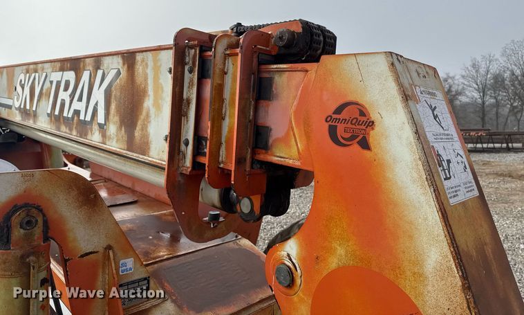 image for item DO7670 2002 Skytrak 8042 telehandler