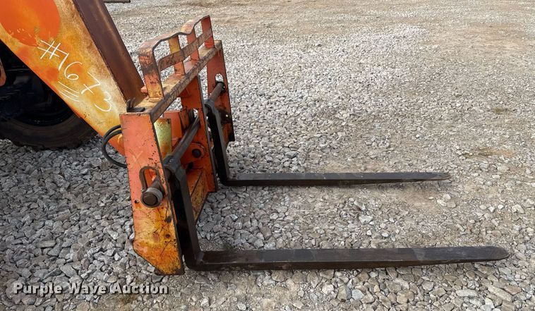 image for item DO7670 2002 Skytrak 8042 telehandler