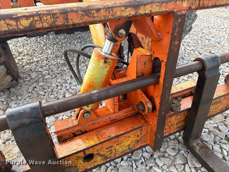 image for item DO7670 2002 Skytrak 8042 telehandler