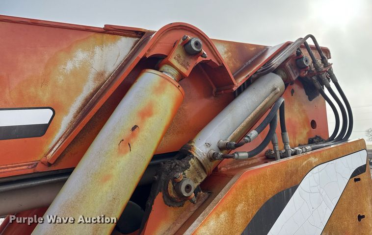 image for item DO7670 2002 Skytrak 8042 telehandler