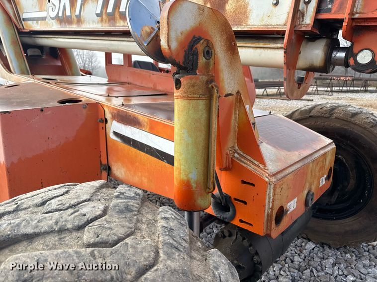 image for item DO7670 2002 Skytrak 8042 telehandler