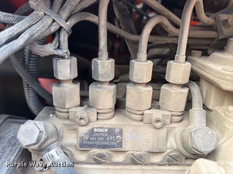 image for item DO7670 2002 Skytrak 8042 telehandler