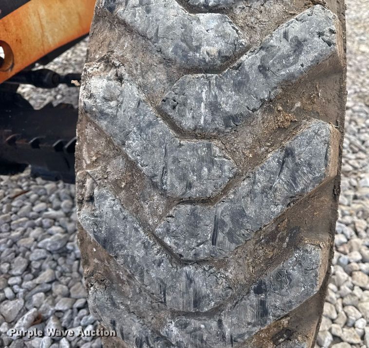 image for item DO7670 2002 Skytrak 8042 telehandler