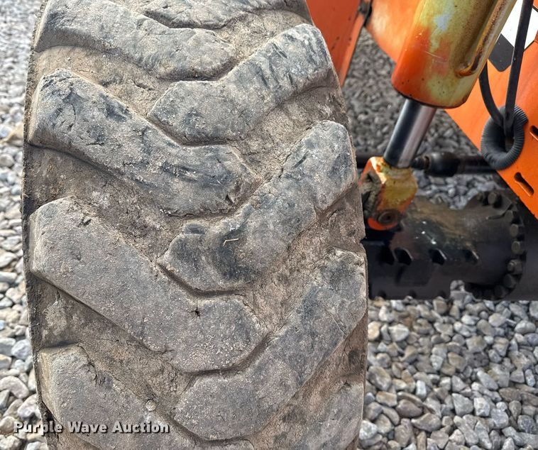 image for item DO7670 2002 Skytrak 8042 telehandler