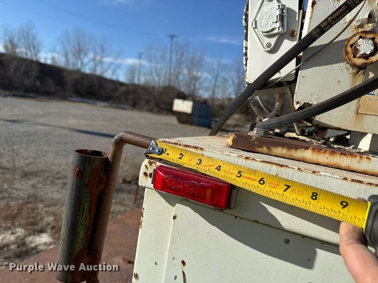 image for item DO7690 1998 International 4700 utility / service truck