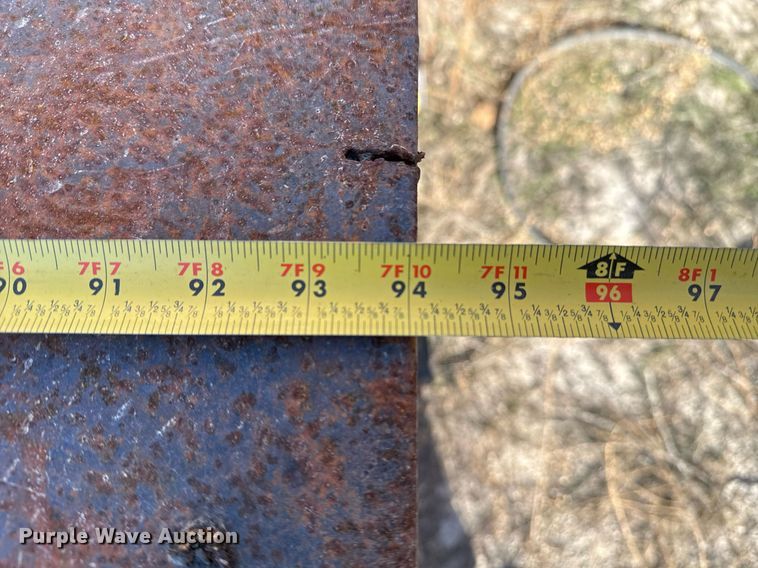 image for item DO7690 1998 International 4700 utility / service truck