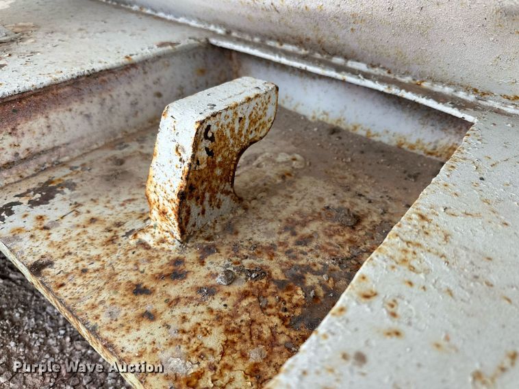 image for item DP6002 Roll-off dumpster