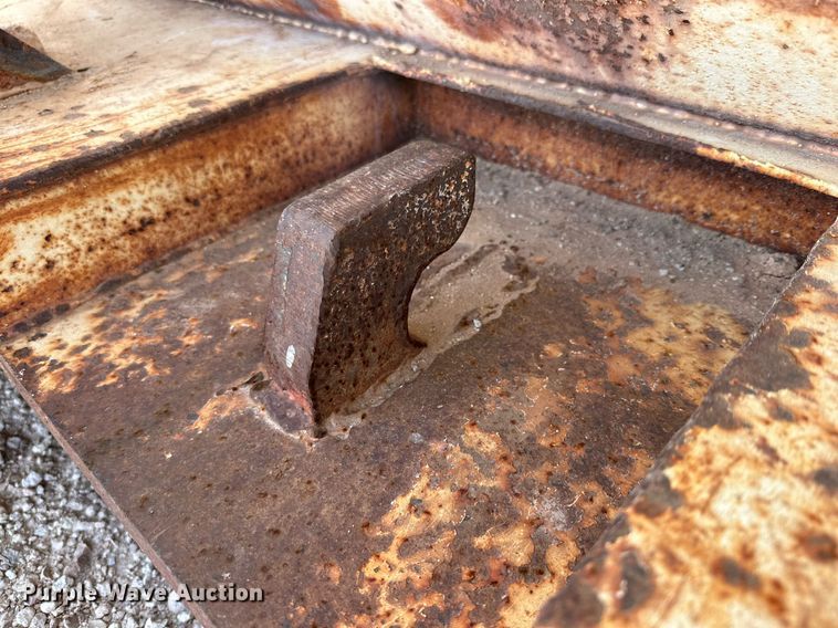 image for item DP6003 Roll-off dumpster