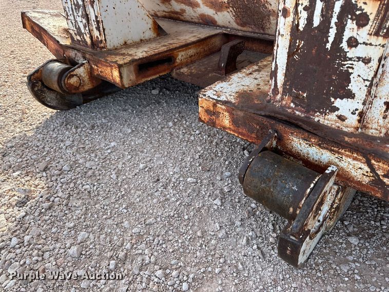 image for item DP6003 Roll-off dumpster