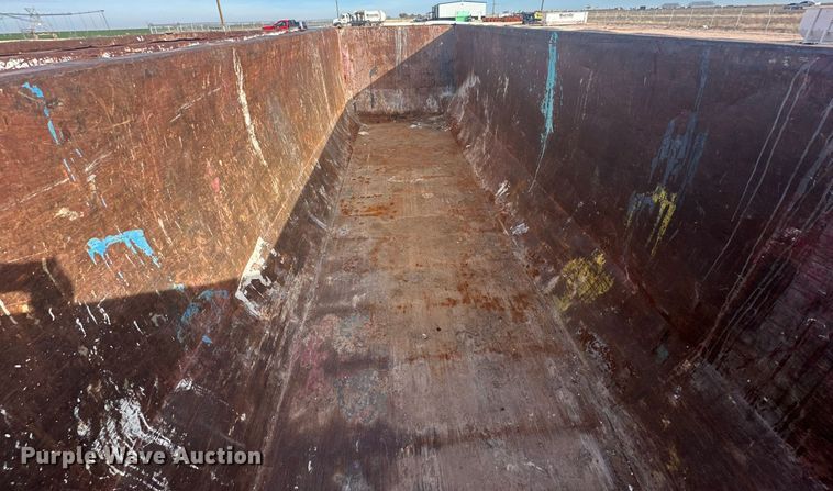 image for item DP6003 Roll-off dumpster