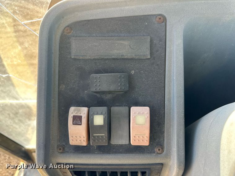 image for item DP6013 1998 Caterpillar 416C backhoe