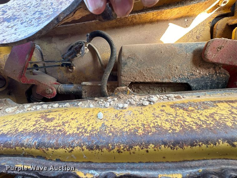 image for item DP6020 2012 John Deere 333D tracked skid steer loader