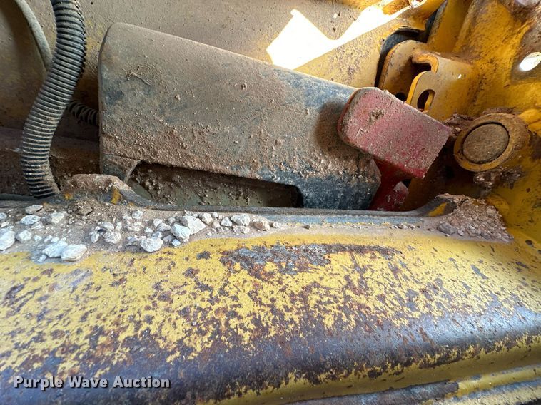 image for item DP6020 2012 John Deere 333D tracked skid steer loader