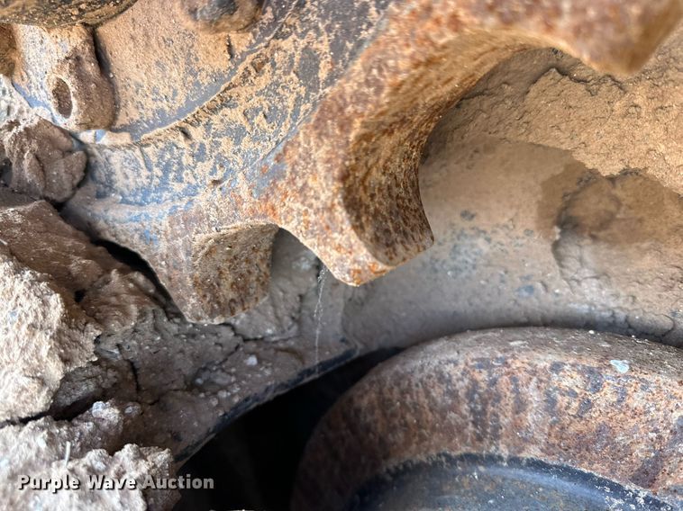 image for item DP6020 2012 John Deere 333D tracked skid steer loader