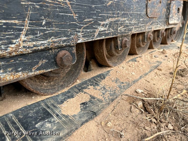 image for item DP6020 2012 John Deere 333D tracked skid steer loader