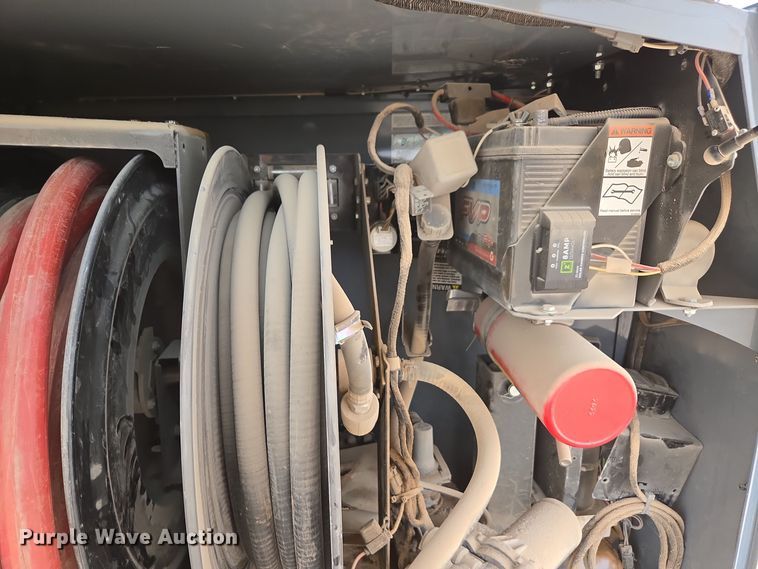 image for item DP6040 2022 Thunder Creek MTT920-G3 fuel trailer