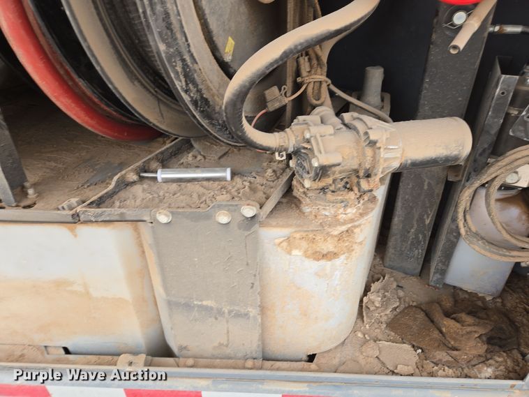 image for item DP6040 2022 Thunder Creek MTT920-G3 fuel trailer