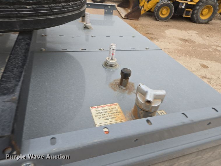 image for item DP6041 2023 Thunder Creek MTT920-G3 fuel trailer