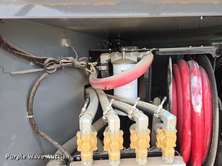 image for item DP6041 2023 Thunder Creek MTT920-G3 fuel trailer