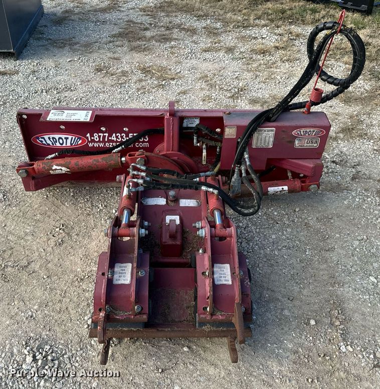 image for item DP6798 EZ-Spotur skid steer pole clamp