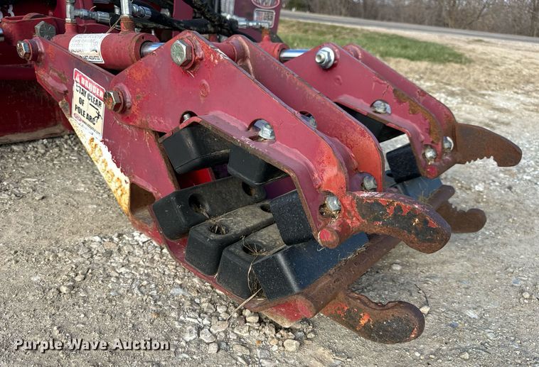 image for item DP6798 EZ-Spotur skid steer pole clamp