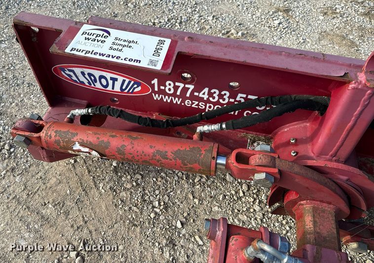 image for item DP6798 EZ-Spotur skid steer pole clamp