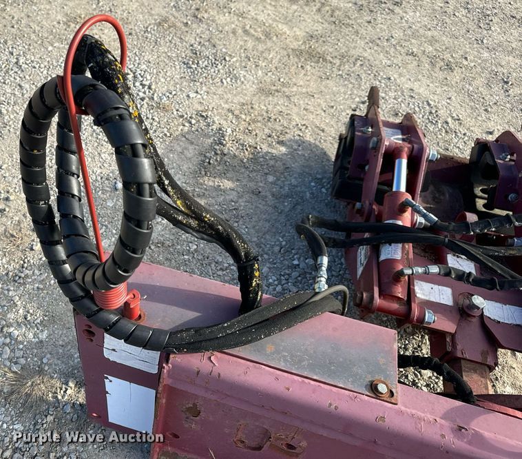 image for item DP6798 EZ-Spotur skid steer pole clamp