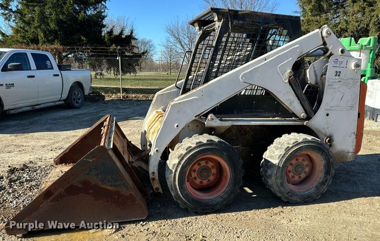 image for item DP6807 1998 Bobcat  773 skid steer loader