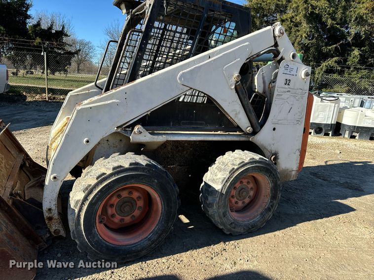 image for item DP6807 1998 Bobcat  773 skid steer loader