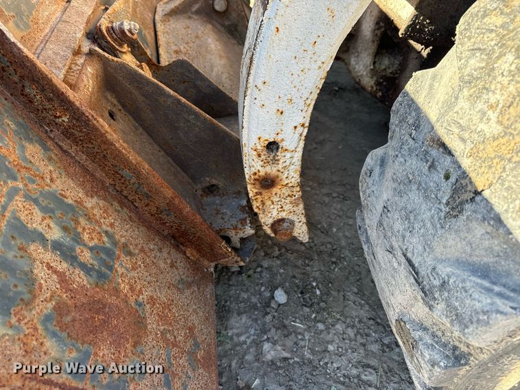 image for item DP6807 1998 Bobcat  773 skid steer loader