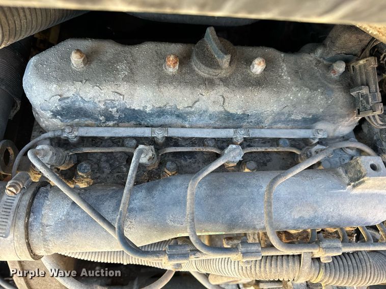 image for item DP6807 1998 Bobcat  773 skid steer loader