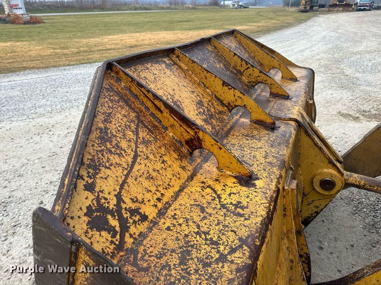 image for item DP6809 1999 Caterpillar  953C track loader