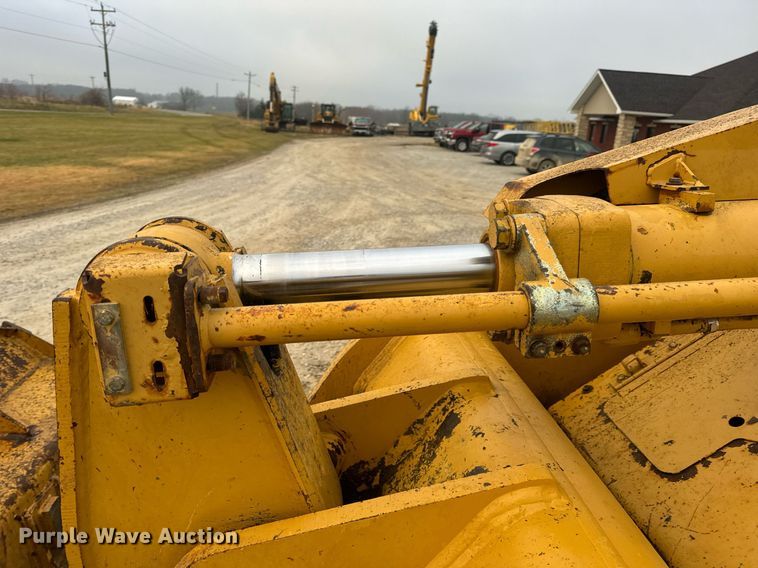 image for item DP6809 1999 Caterpillar  953C track loader