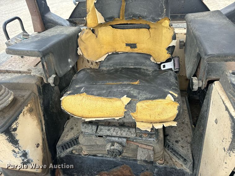 image for item DP6809 1999 Caterpillar  953C track loader