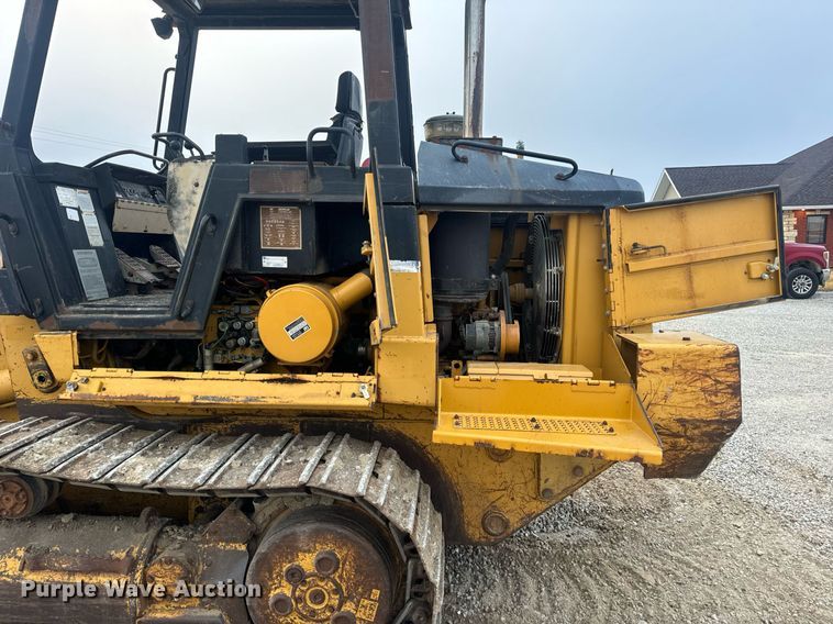 image for item DP6809 1999 Caterpillar  953C track loader