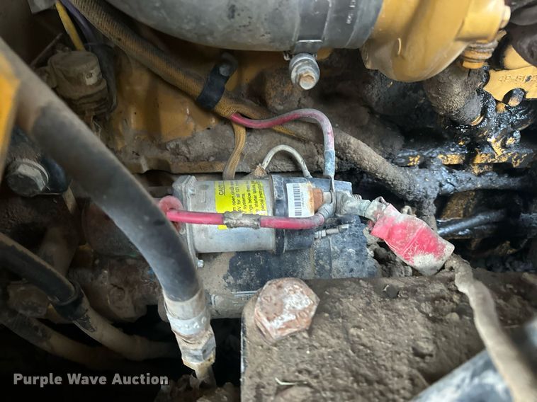 image for item DP6809 1999 Caterpillar  953C track loader