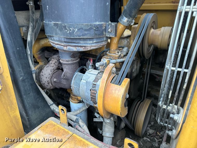 image for item DP6809 1999 Caterpillar  953C track loader