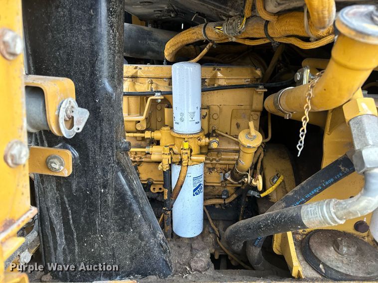 image for item DP6809 1999 Caterpillar  953C track loader