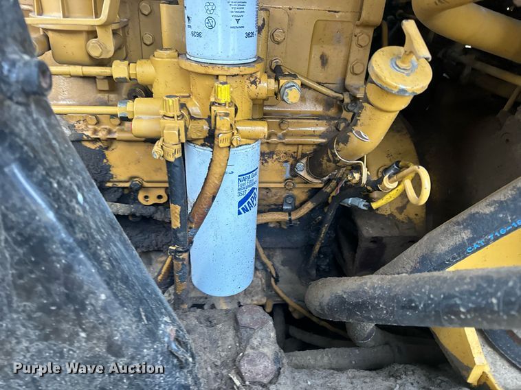 image for item DP6809 1999 Caterpillar  953C track loader