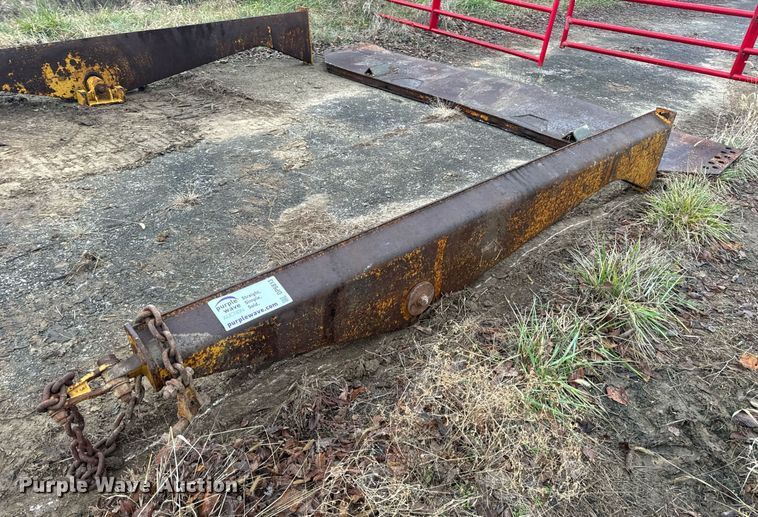 image for item DP6813 Caterpillar  735B haul truck tailgate