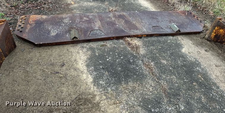 image for item DP6813 Caterpillar  735B haul truck tailgate