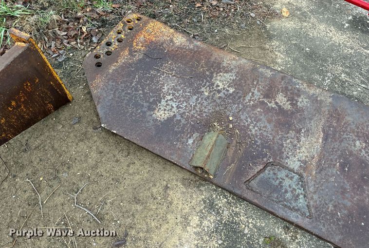 image for item DP6813 Caterpillar  735B haul truck tailgate