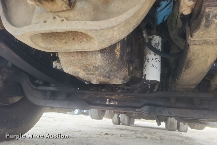 image for item DQ3786 1997 Freightliner dump truck