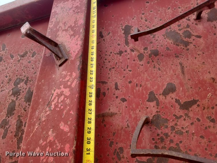 image for item DQ3786 1997 Freightliner dump truck