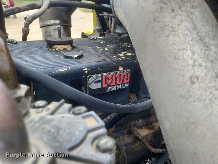 image for item DQ3786 1997 Freightliner dump truck